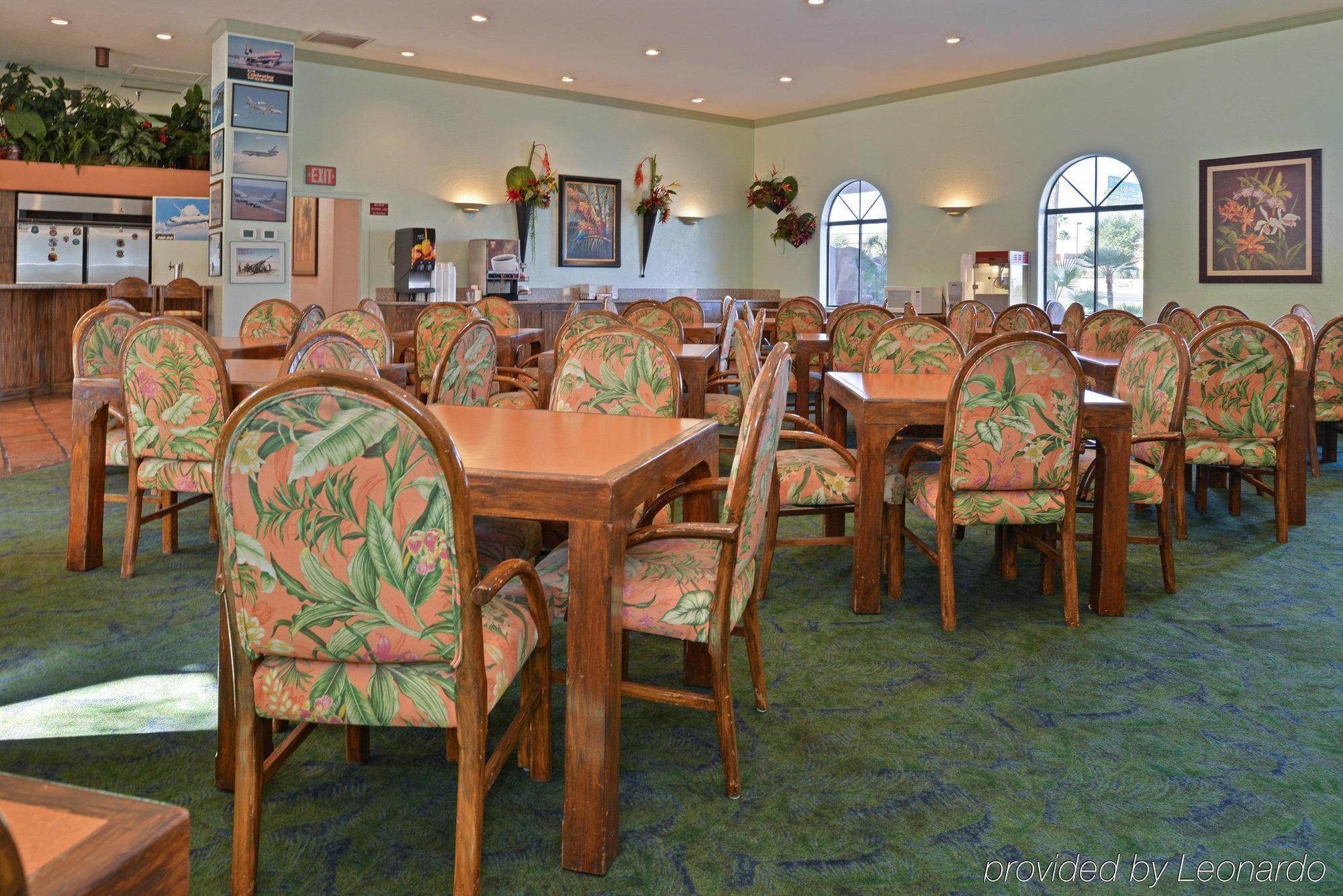 La Fuente & 3* Yuma