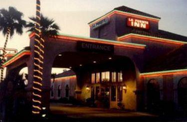 La Fuente & 3*