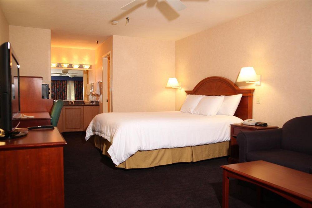 Motel La Fuente & 3*
