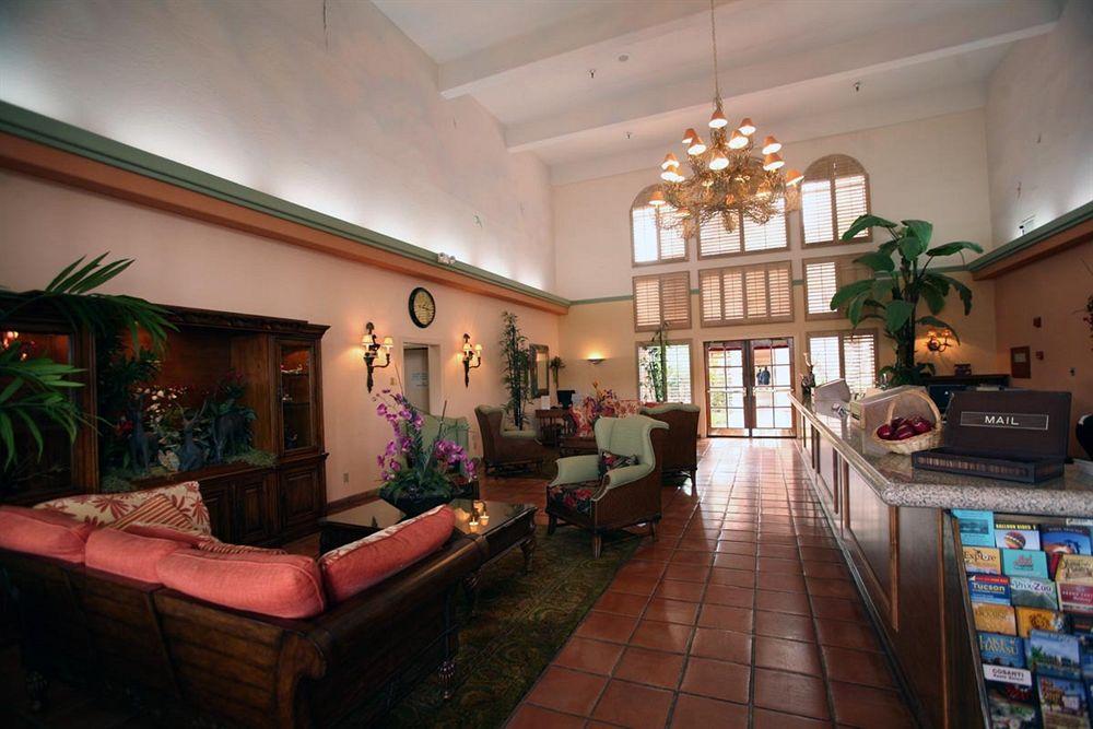 La Fuente Inn&suites