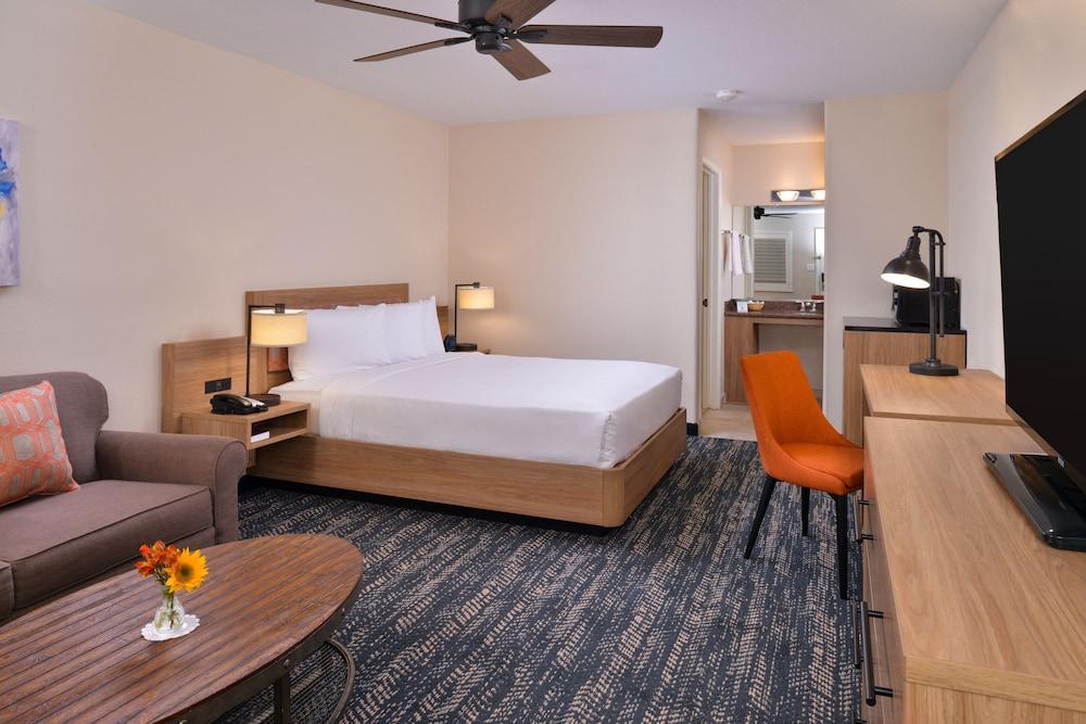 Motel La Fuente Inn&suites 3*