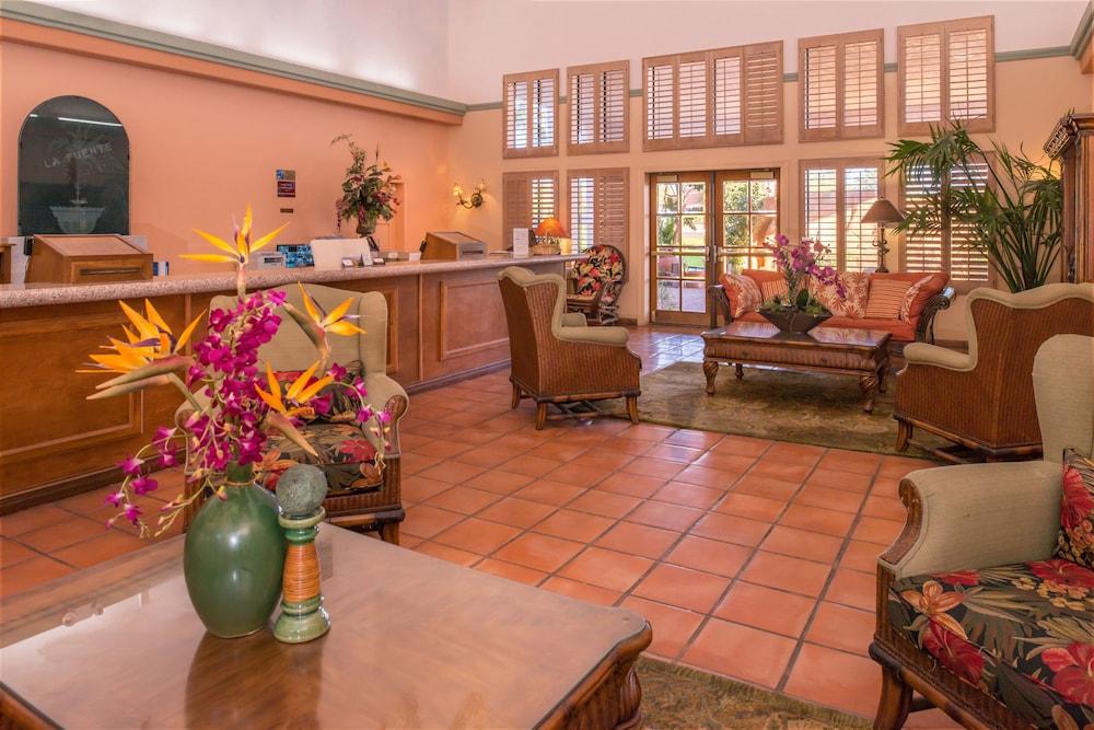 La Fuente Inn&suites Motel 3*