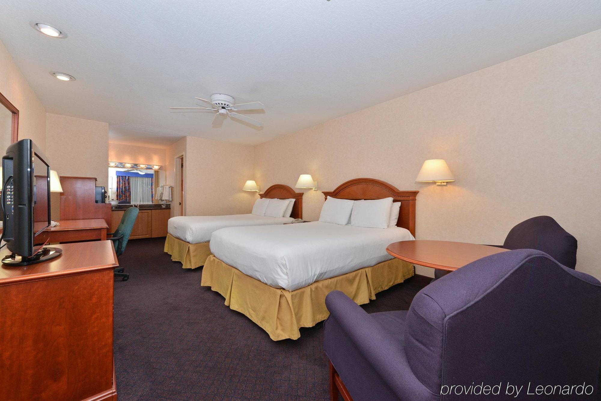 La Fuente Inn&suites